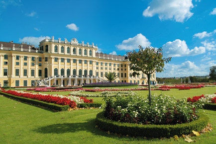 CRUCEROS FLUVIALES VIENA DANUBIO CRUCEROS FLUVIALES RIOS DE EUROPA VIENA AUSTRIA DANUBE CRUISES VIENNA WIEN KREUZFARTEN